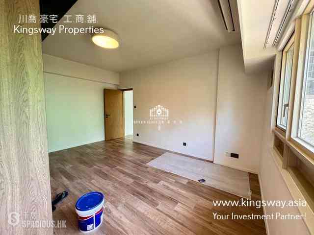 Mid Levels Central - St. Joan Court 03