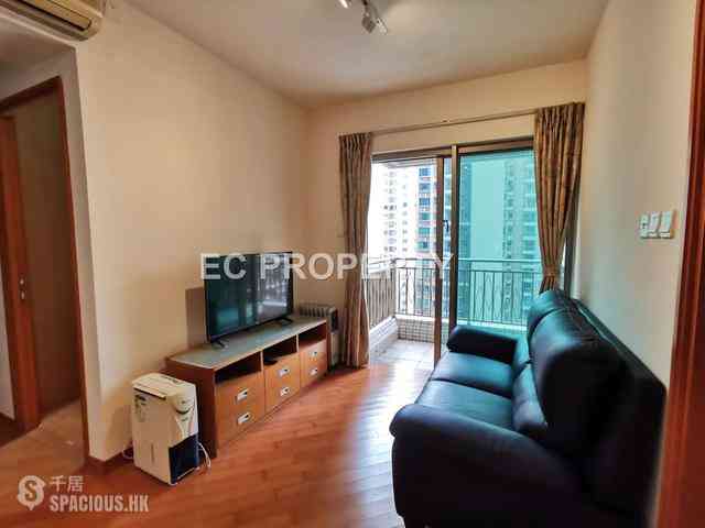Wan Chai - The Zenith 01