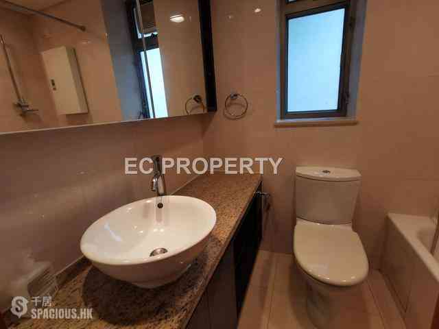 Wan Chai - The Zenith 04
