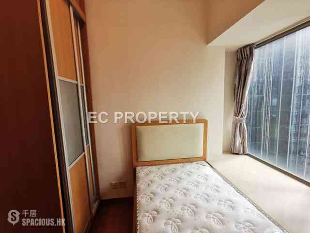 Wan Chai - The Zenith 06