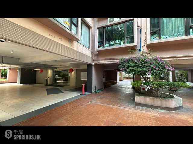 Kennedy Town - Serene Court 03