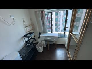 Kennedy Town - Serene Court 05