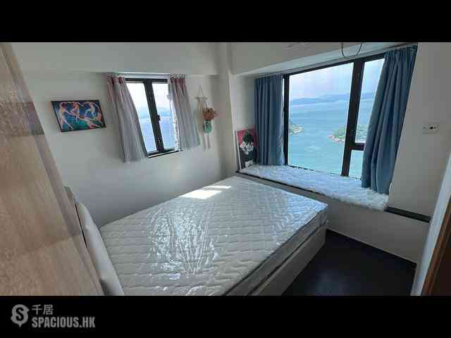 Kennedy Town - Serene Court 07