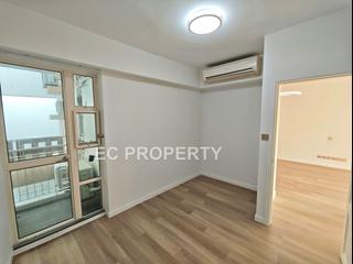 Pok Fu Lam - Bisney Terrace 12