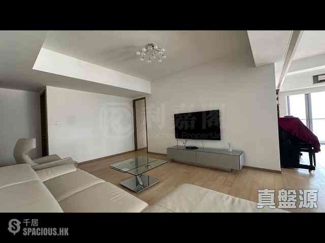 Sai Ying Pun - The Summa Block 1 01