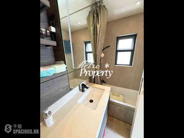 Sai Ying Pun - Bohemian House 09