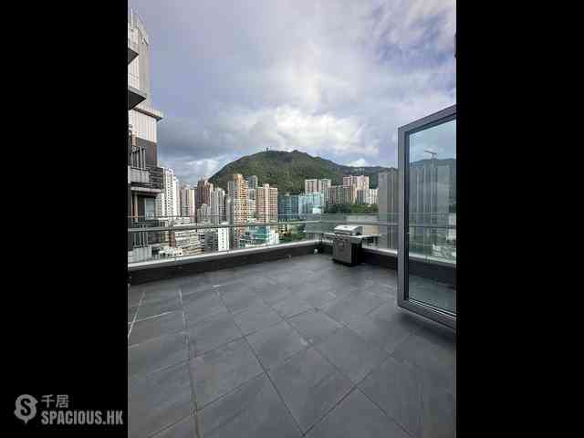 Sai Ying Pun - The Summa Block 1 02