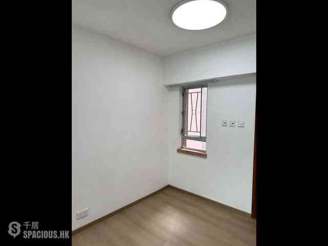 Sai Ying Pun - Ying Wa Court 03