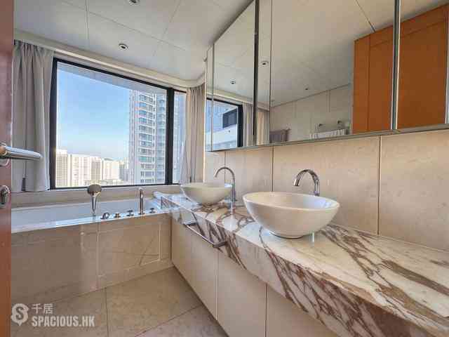 Cyberport - Residence Bel-Air 06