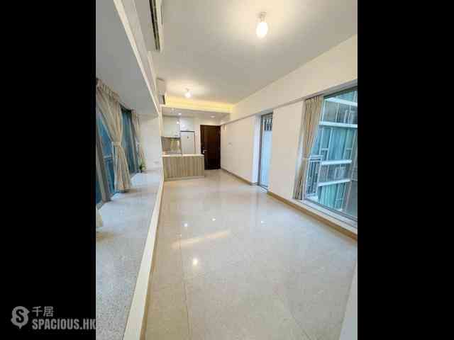 Causeway Bay - Diva 01