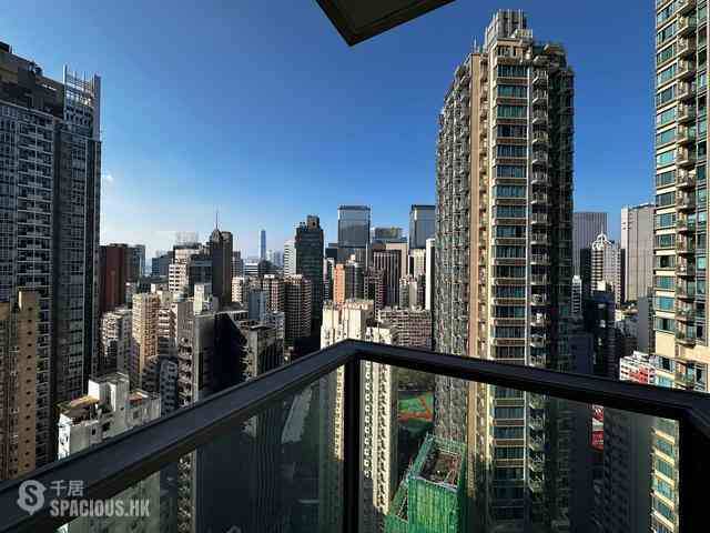 Wan Chai - The Avenue 02