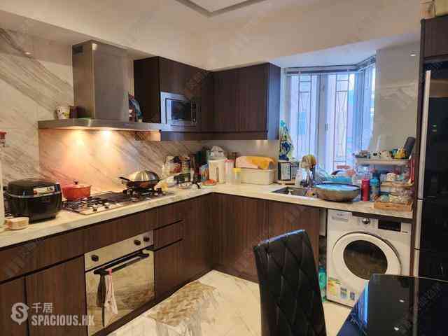 Sai Ying Pun - Ka Fu Building 05