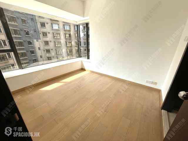 Sai Ying Pun - The Babington 09