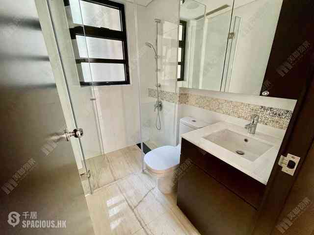 Sai Ying Pun - The Babington 18