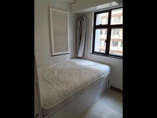 Shek Tong Tsui - Kwok Ga Building 02