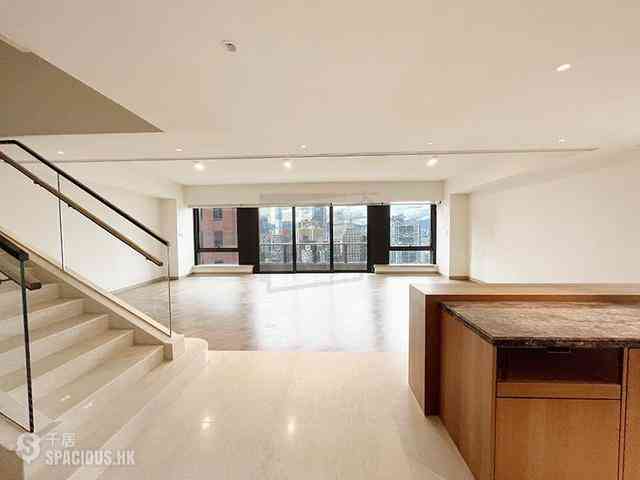 Mid Levels Central - 3, MacDonnell Road 01