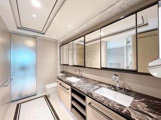 Mid Levels Central - 3, MacDonnell Road 04