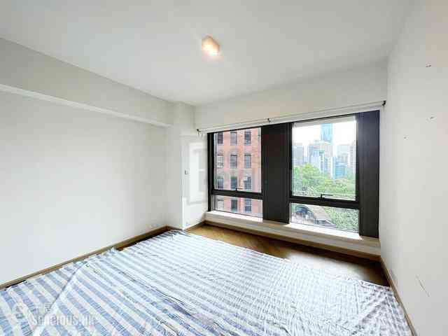 Mid Levels Central - 3, MacDonnell Road 06
