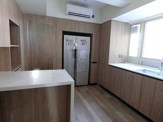 Mid Levels Central - St. Joan Court 09