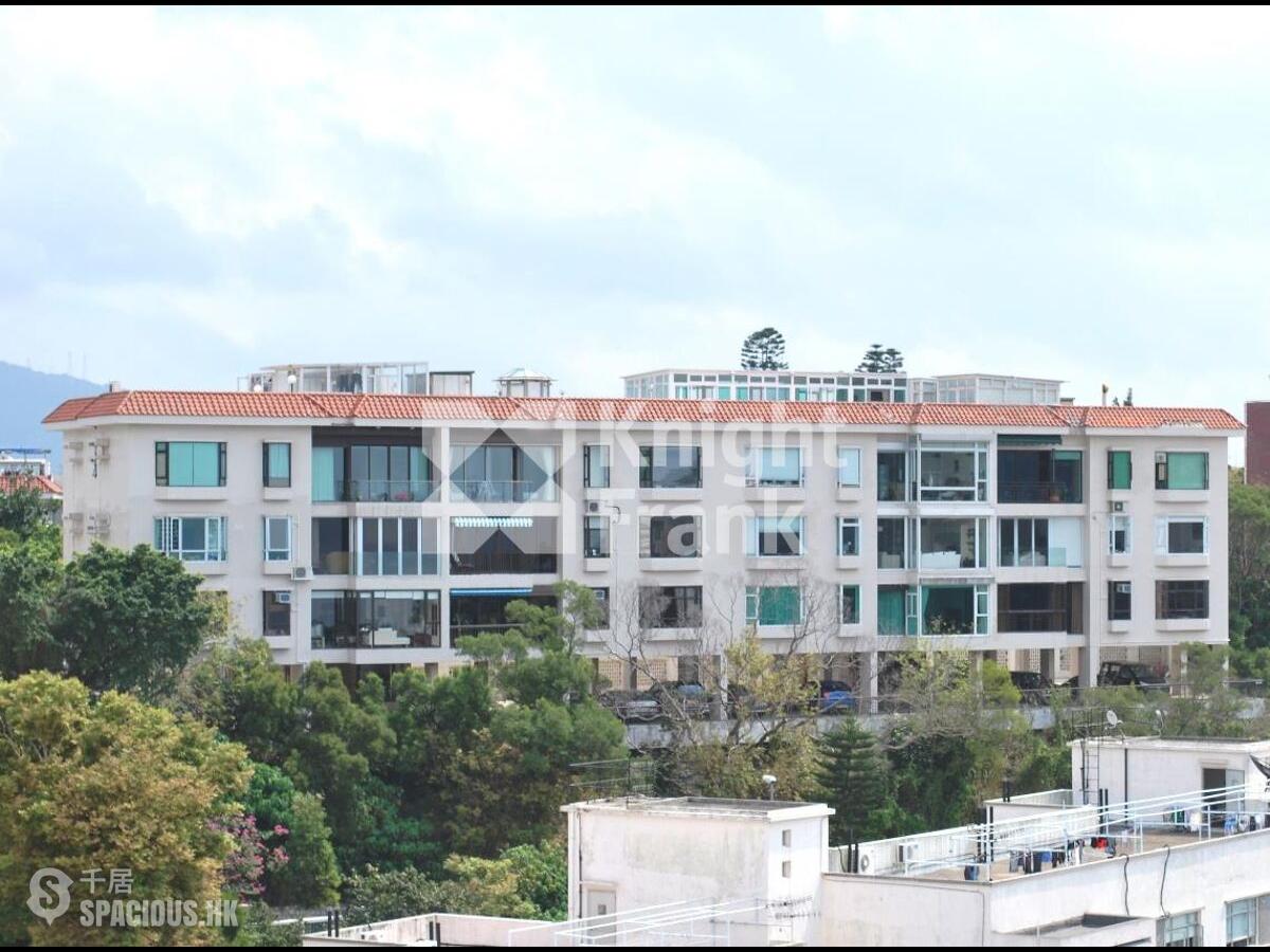 Chung Hom Kok - Hillgrove 01