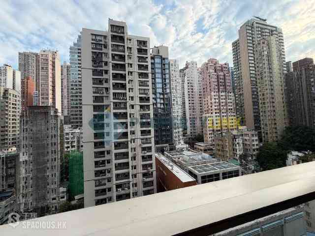 Sai Ying Pun - Island Crest 05