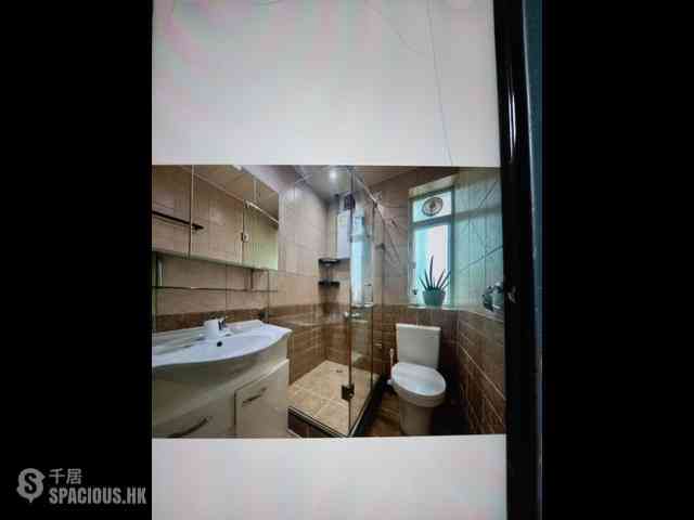 Sai Ying Pun - Kam Fung Mansion 05