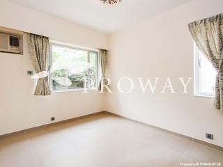 Pok Fu Lam - Baguio Villa Block 31 08