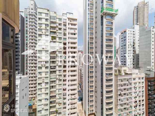 Happy Valley - Way Man Court 02