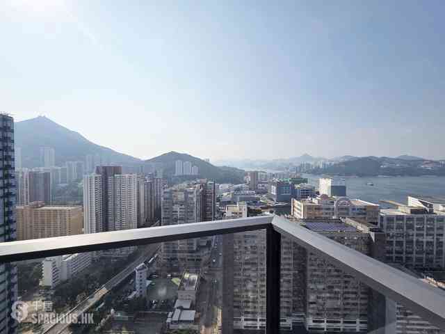 Siu Sai Wan - The Headland Residences Phase 1 03