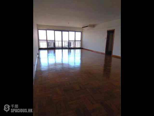Mid Levels Central - Clovelly Court Block 1 03