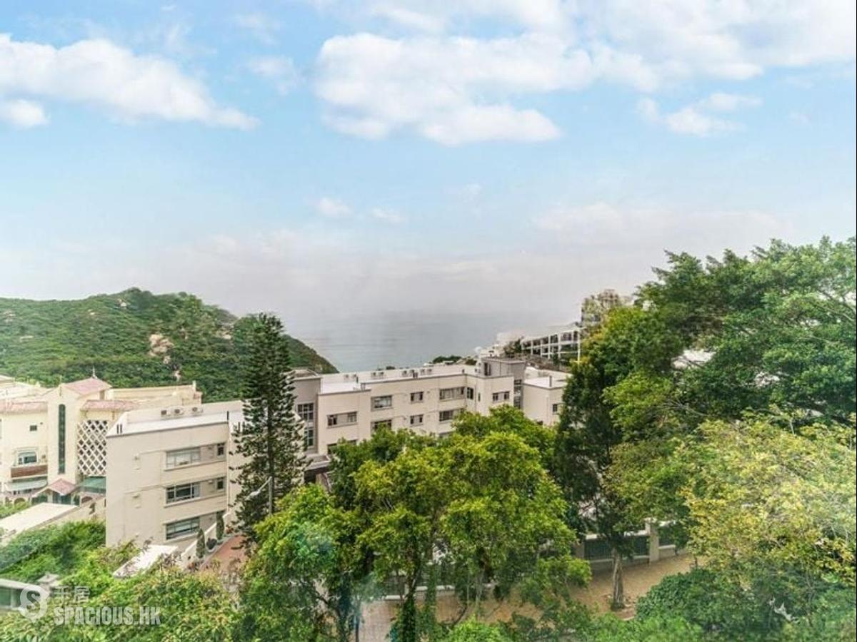 Chung Hom Kok - Hillgrove 01