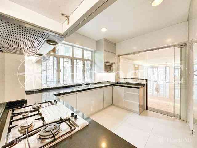 Mid Levels Central - Pearl Gardens 10
