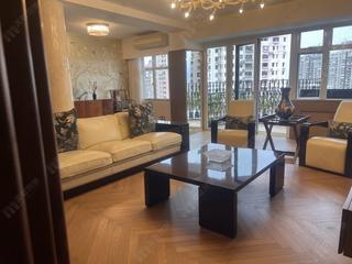 Mid Levels West - Park View Court 06
