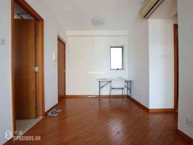 Wan Chai - The Zenith 04