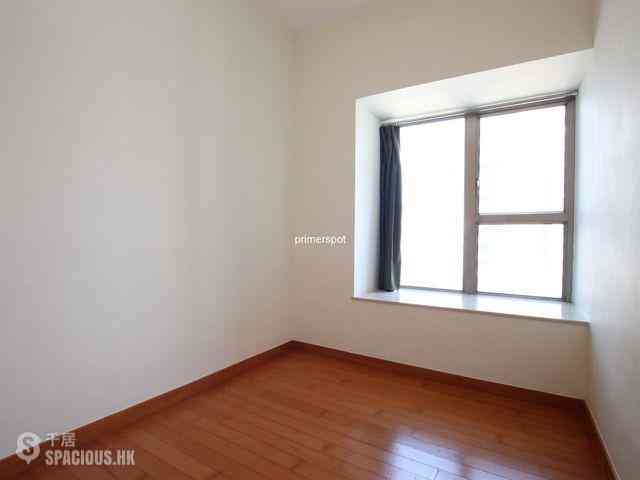 Wan Chai - The Zenith 06