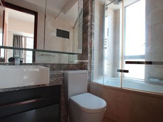 Wan Chai - The Avenue Phase 2 05