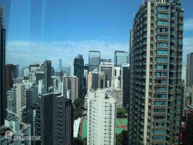 Wan Chai - The Avenue Phase 2 07