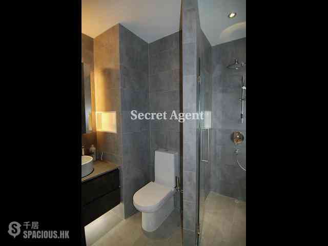 Sai Ying Pun - Golden Phoenix Court 08