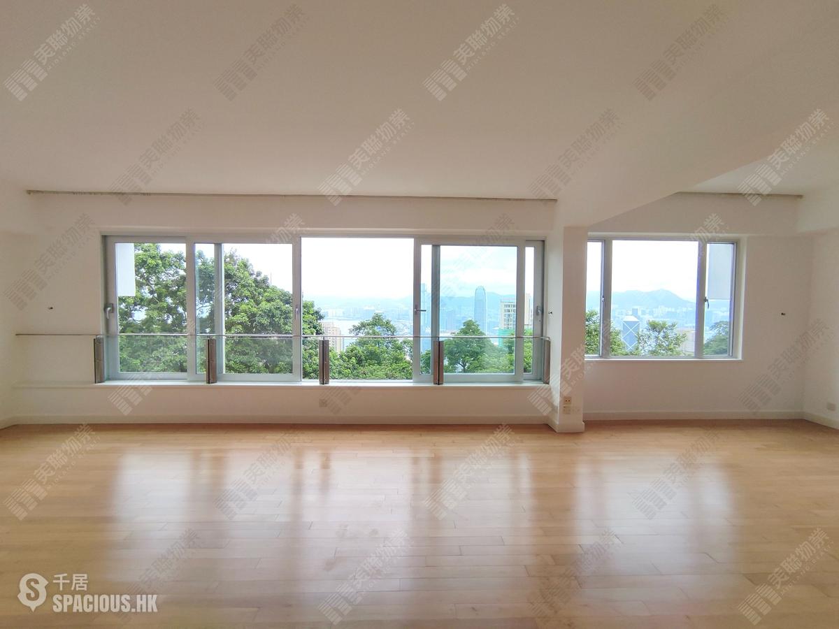 The Peak - Barker Villa 01
