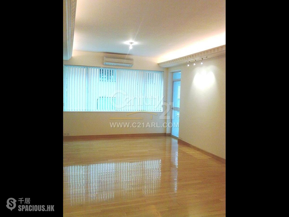 Mid Levels Central - Best View Court 01