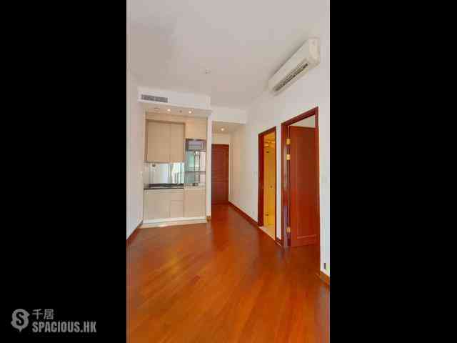 Wan Chai - The Avenue 03