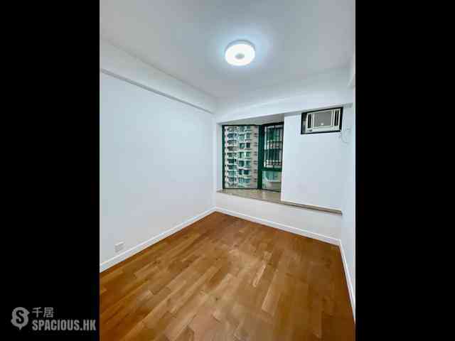 Mid Levels Central - Hillsborough Court 08