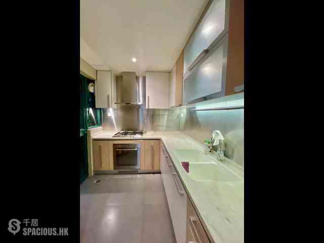 Mid Levels Central - Hillsborough Court 11