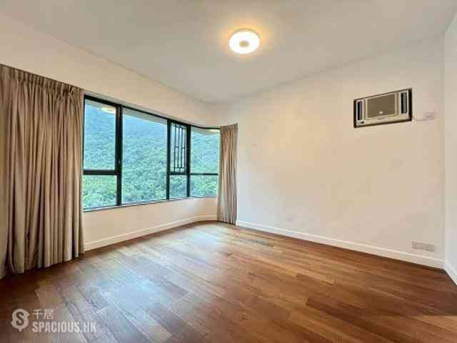 Mid Levels Central - Hillsborough Court 06