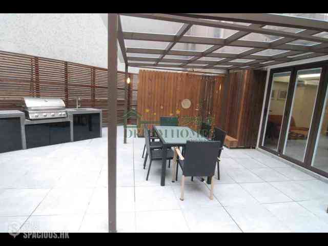 Sai Ying Pun - Golden Phoenix Court 03