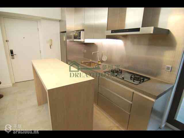 Sai Ying Pun - Golden Phoenix Court 07
