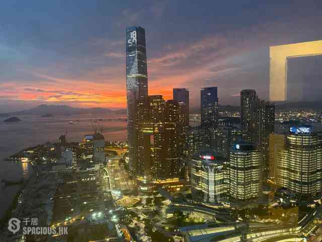 Tsim Sha Tsui - The Victoria Towers 02