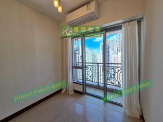 Kennedy Town - The Merton Tower 3 03