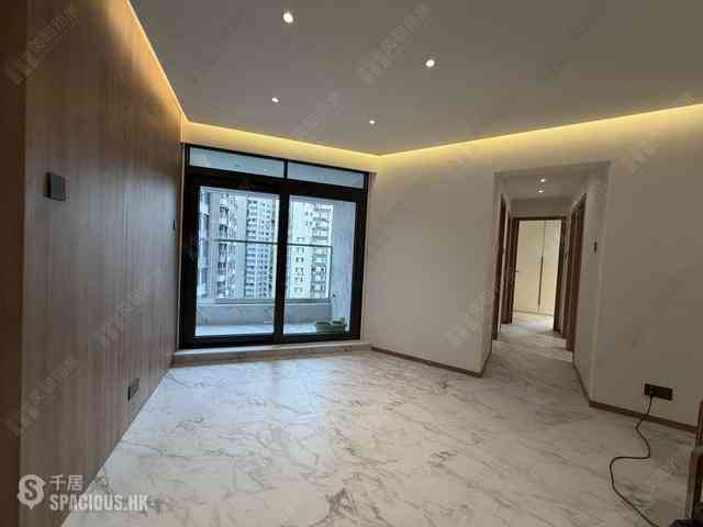 Soho - Albron Court 04