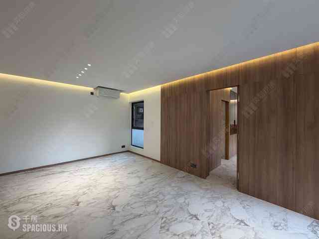 Soho - Albron Court 06